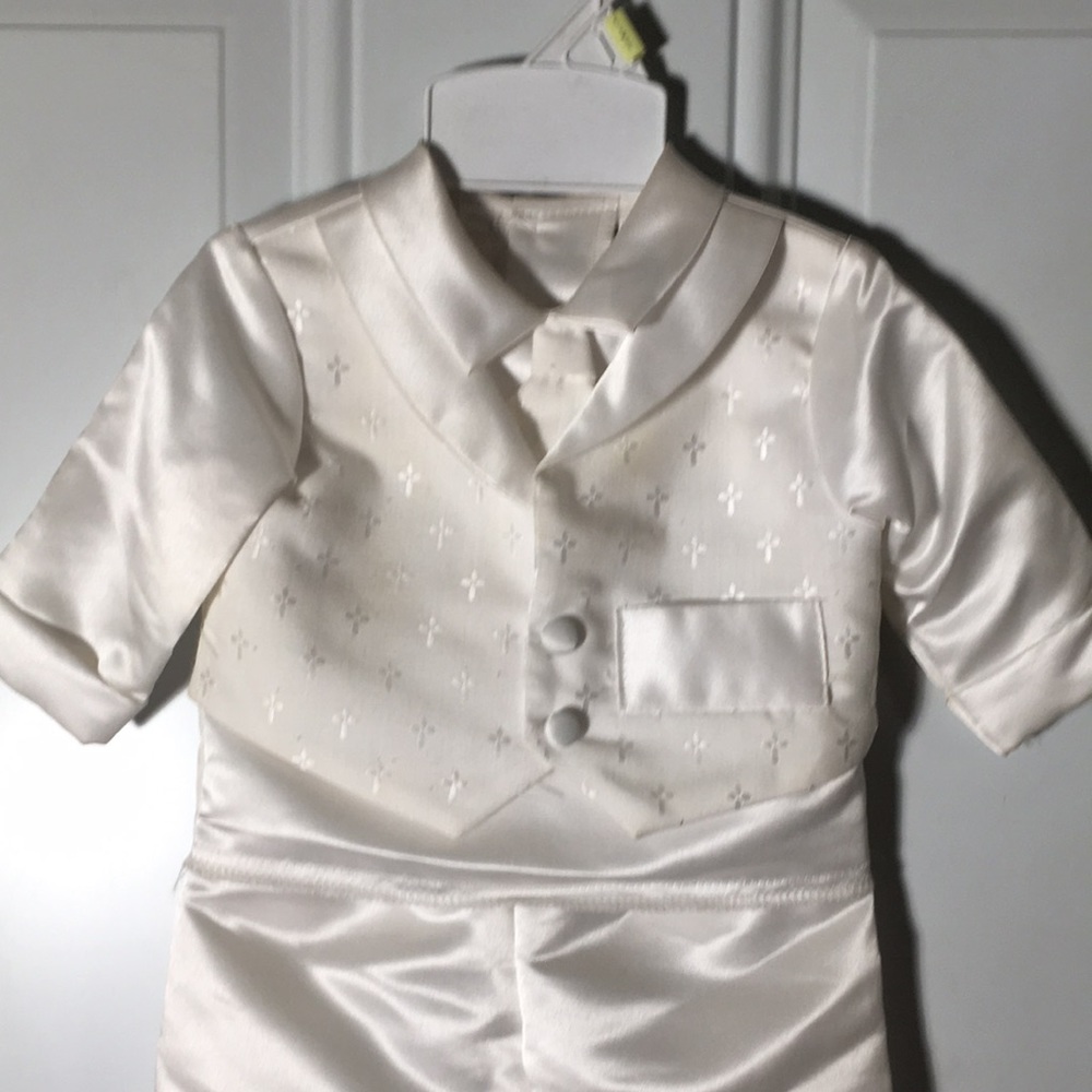 Baby 3piece white pants, shirt and tie - Picture 3 of 6